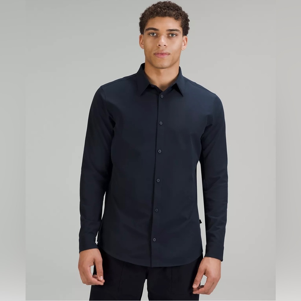 Lululemon Men’s Large New Venture Long Sleeve Navy Shirt
